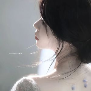 欧美加长玩具肛交视频
